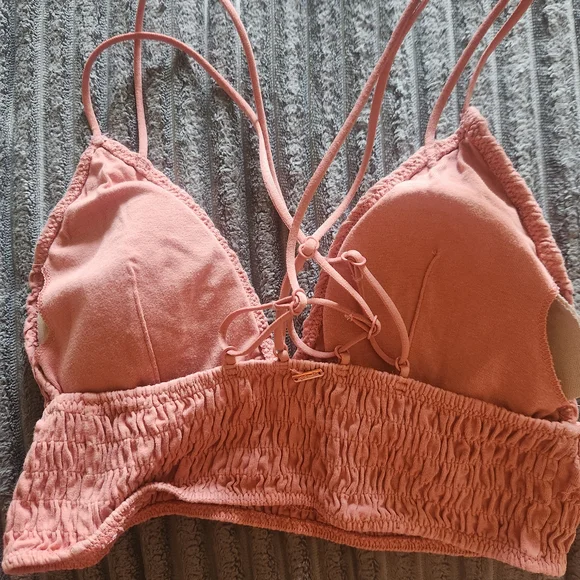 Bundle Of 2 Victoria's Secret, Pink and Cream Bra - Picture 9 of 10